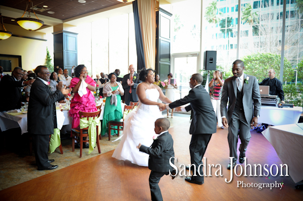 Best 310 Lakeside wedding photographer - Sandra Johnson (SJFoto.com)